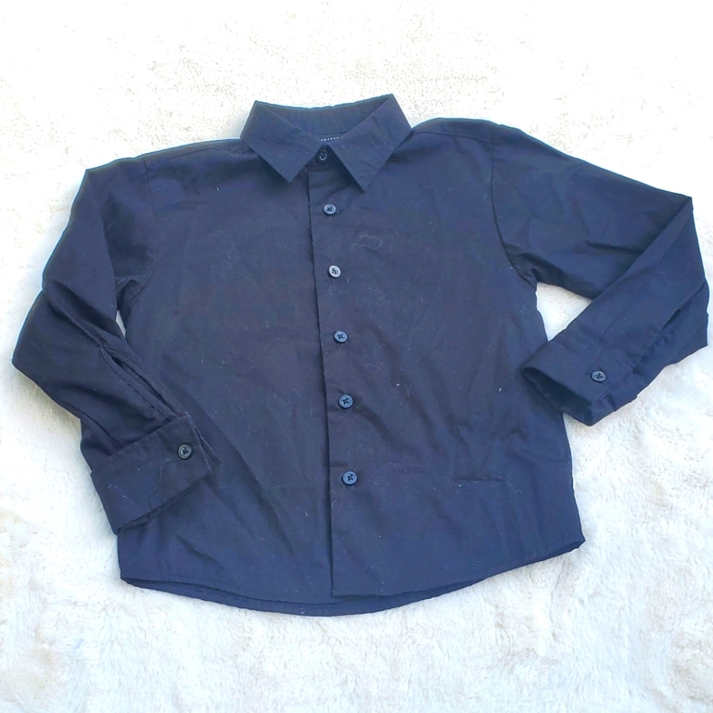Black button down shirt size 6